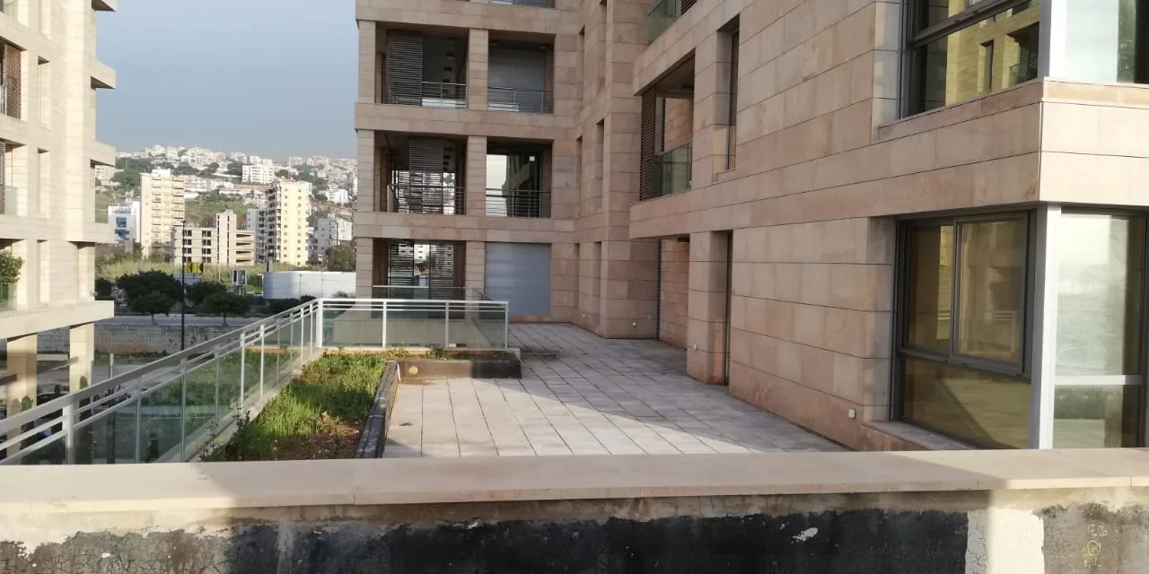 Apartment for Sale in Dbayeh, Lebanon — الصورة 5