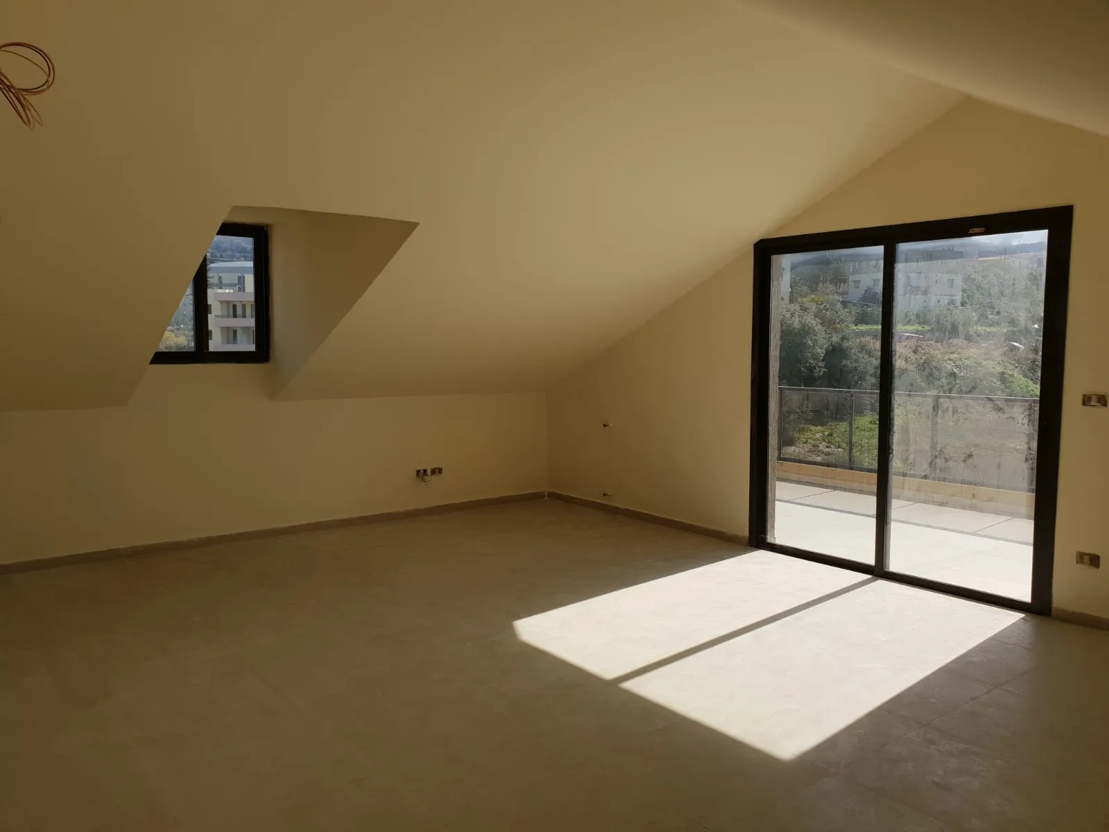 Duplex for Sale in Byblos, Lebanon — الصورة 3