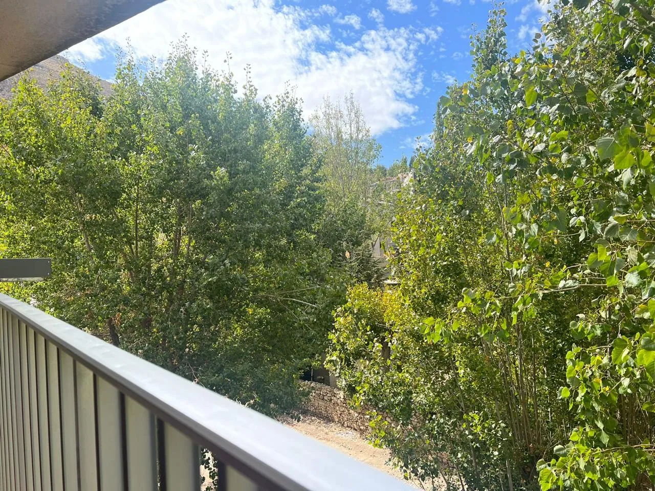 Cozy Chalet for Sale in Kfardebiane — الصورة 5