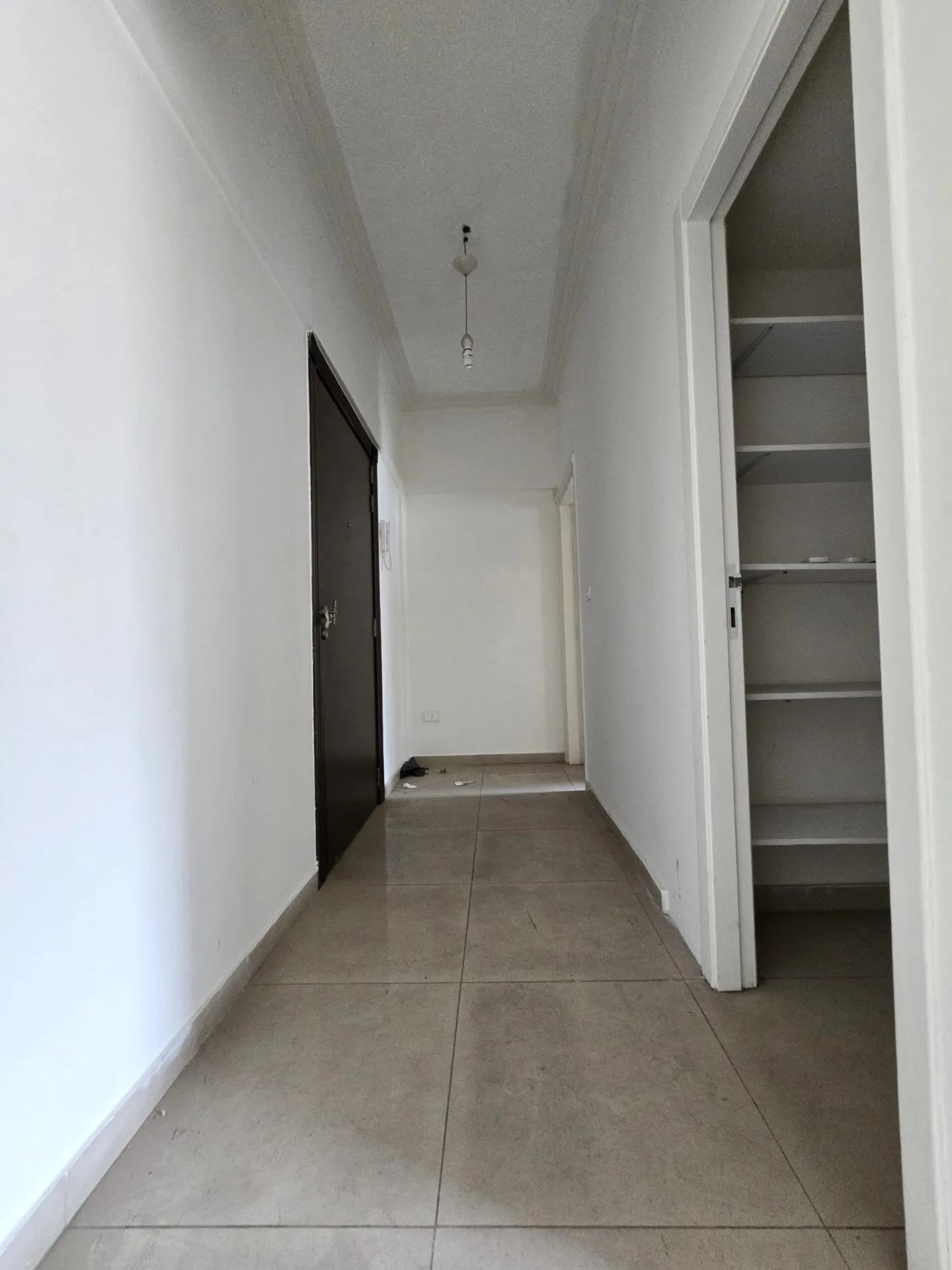 Apartment for Sale in Syoufi, Beirut, Lebanon — الصورة 8