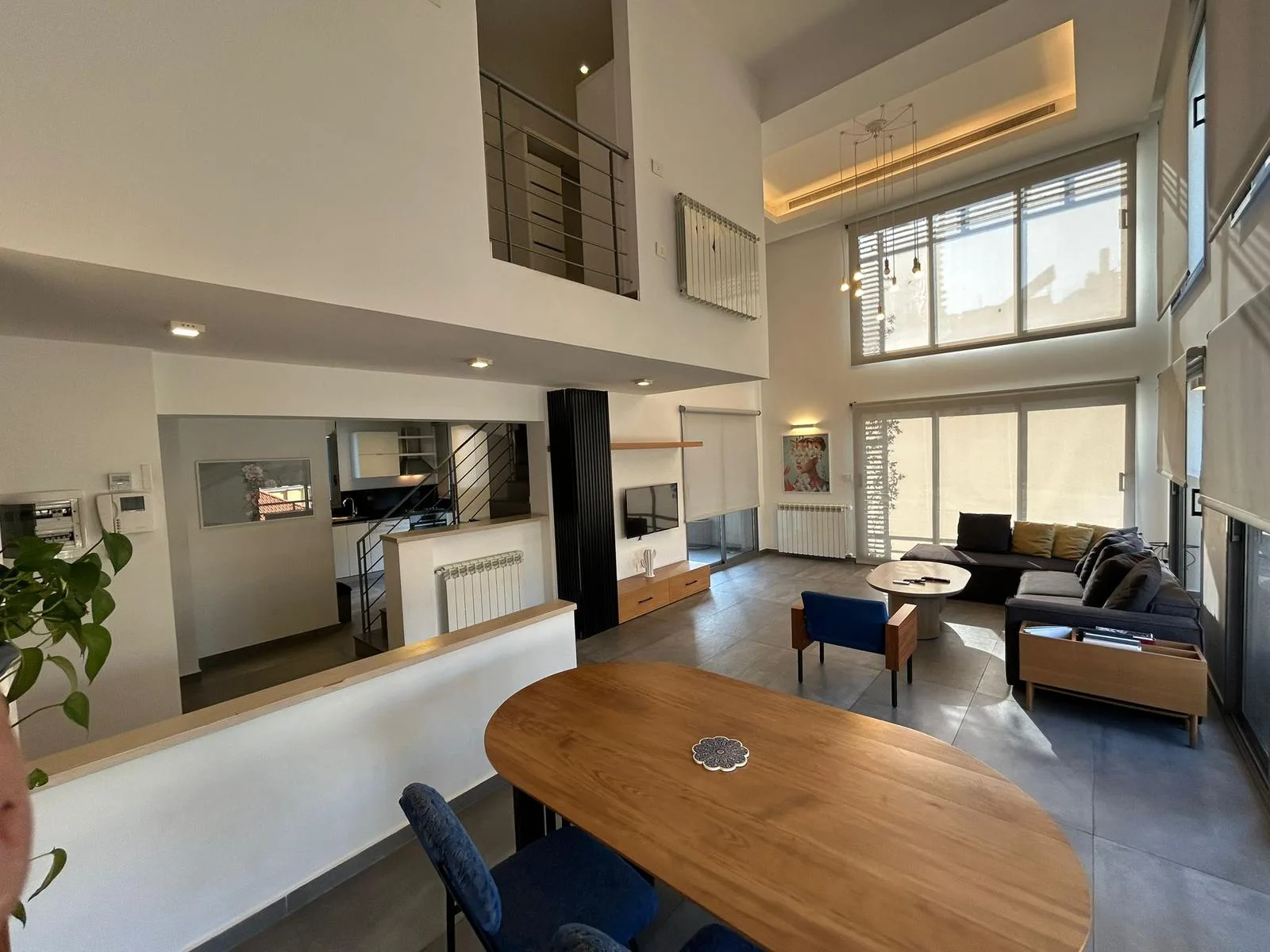 Spacious 3-Bedroom Duplex for Rent in Rmeil — photo 3