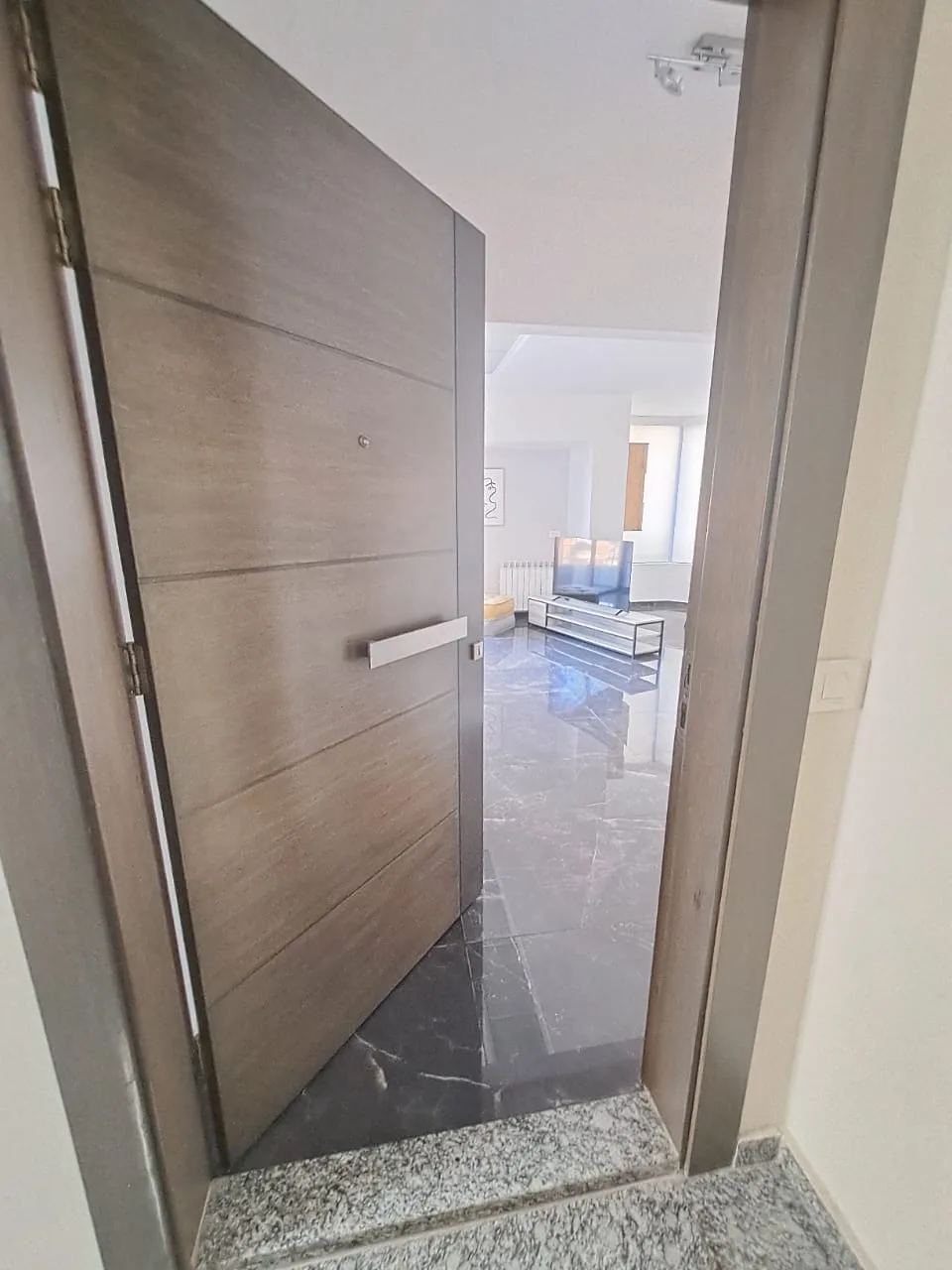 Apartment for Rent in Achrafieh – Rmeil — الصورة 4