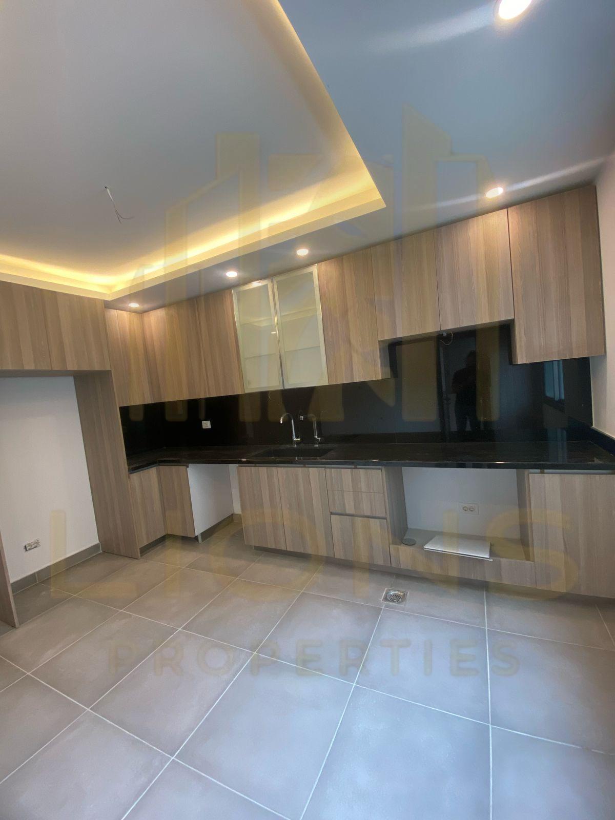 Baabda Hazmieh Duplex for Sale 290m2 — الصورة 3