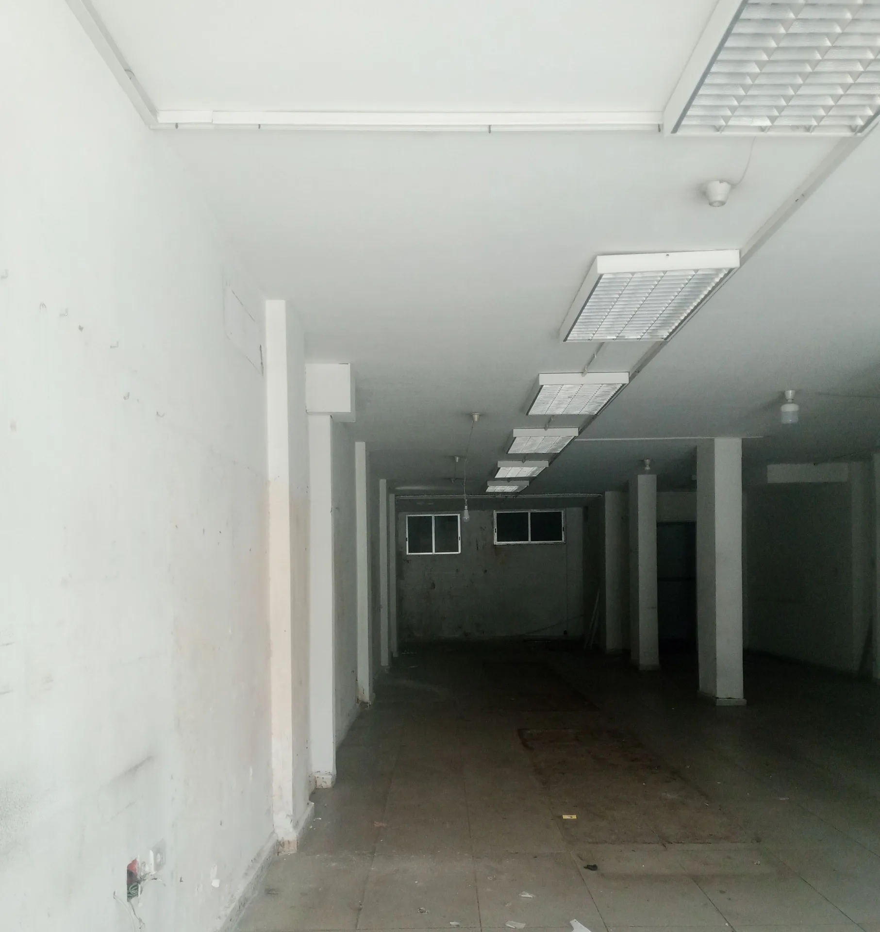 Shop for Rent – Prime Location in Mansourieh — الصورة 2