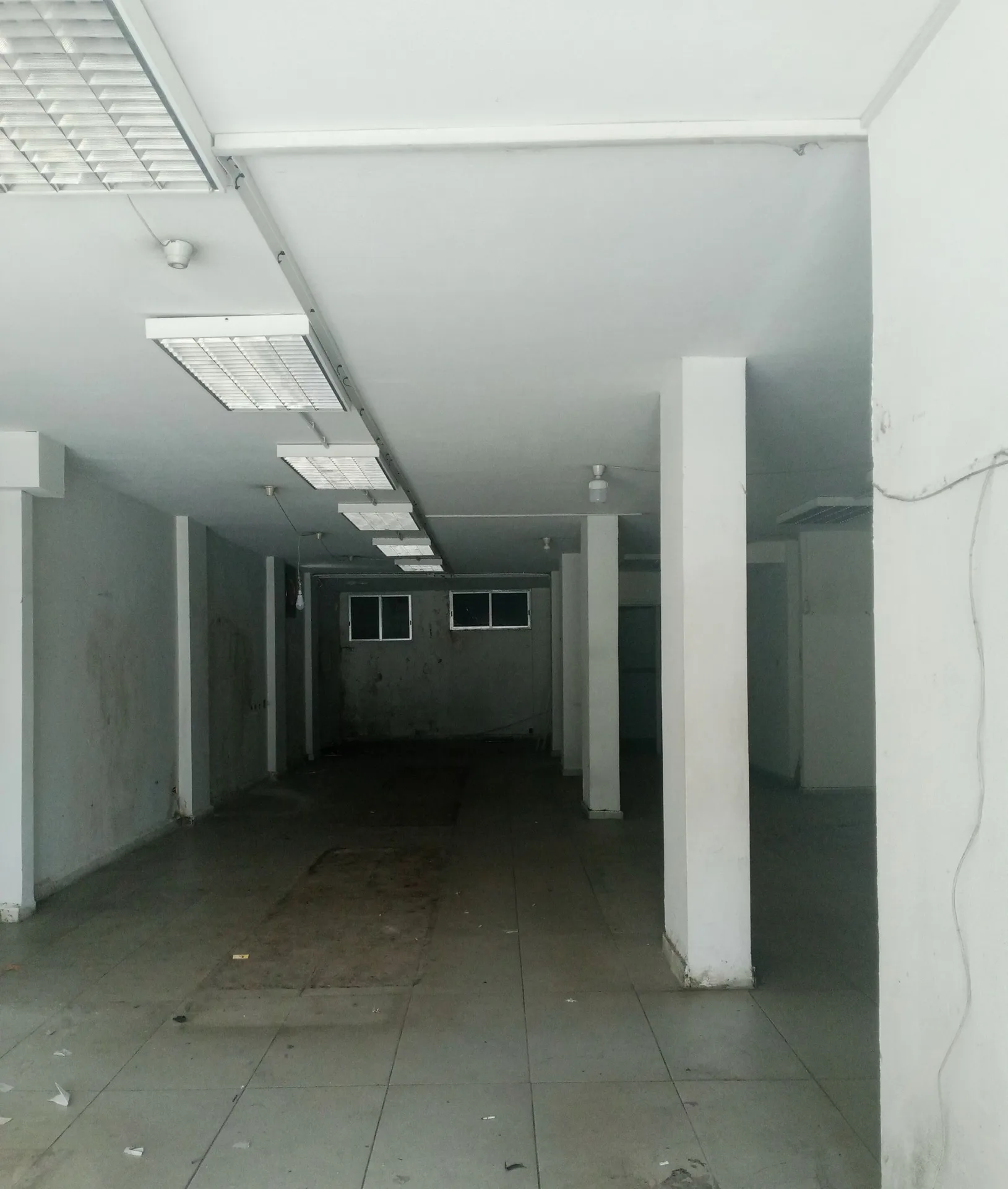 Shop for Rent – Prime Location in Mansourieh