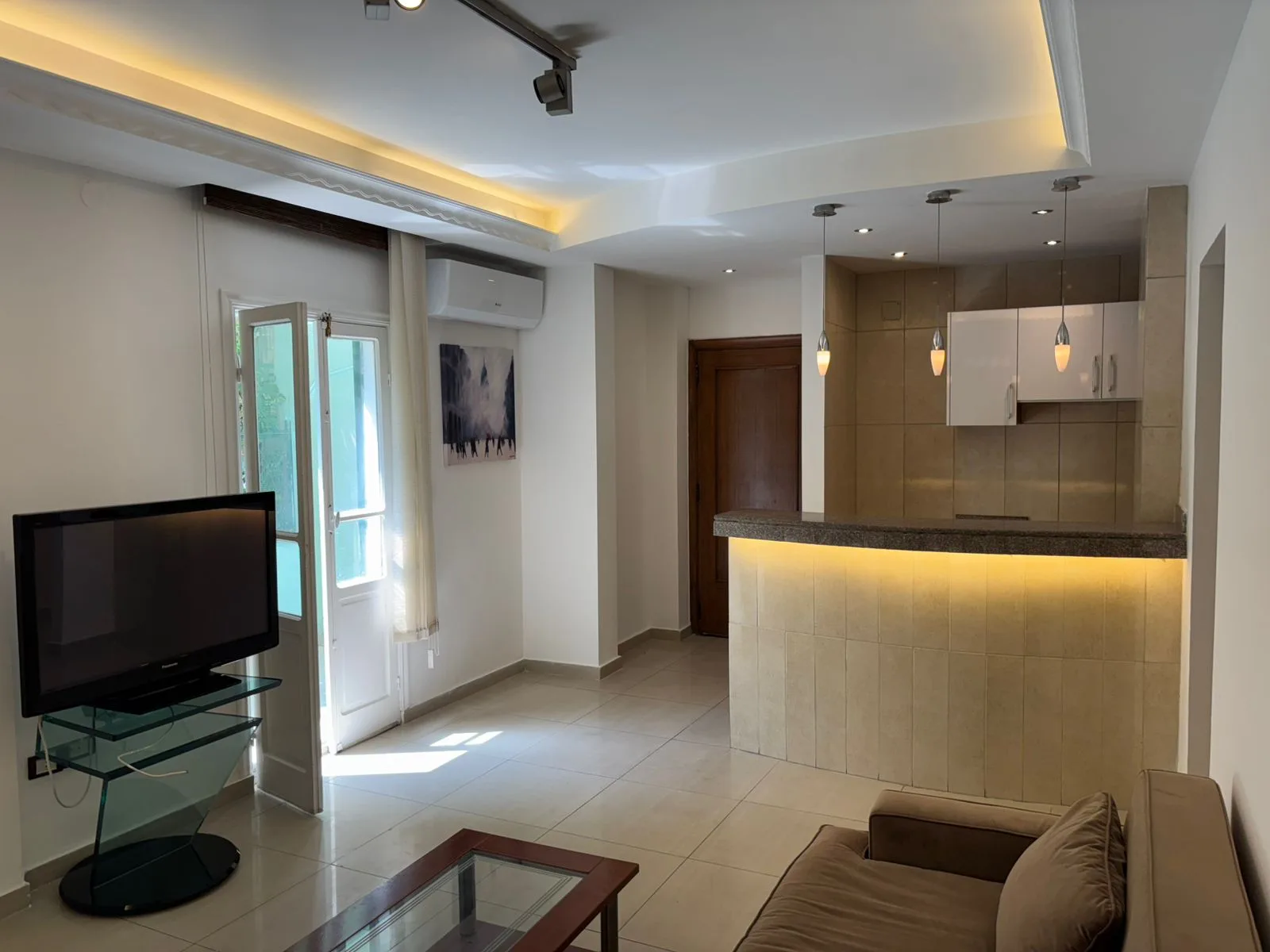 Fully Furnished Apartment for Rent in Achrafieh — photo 2