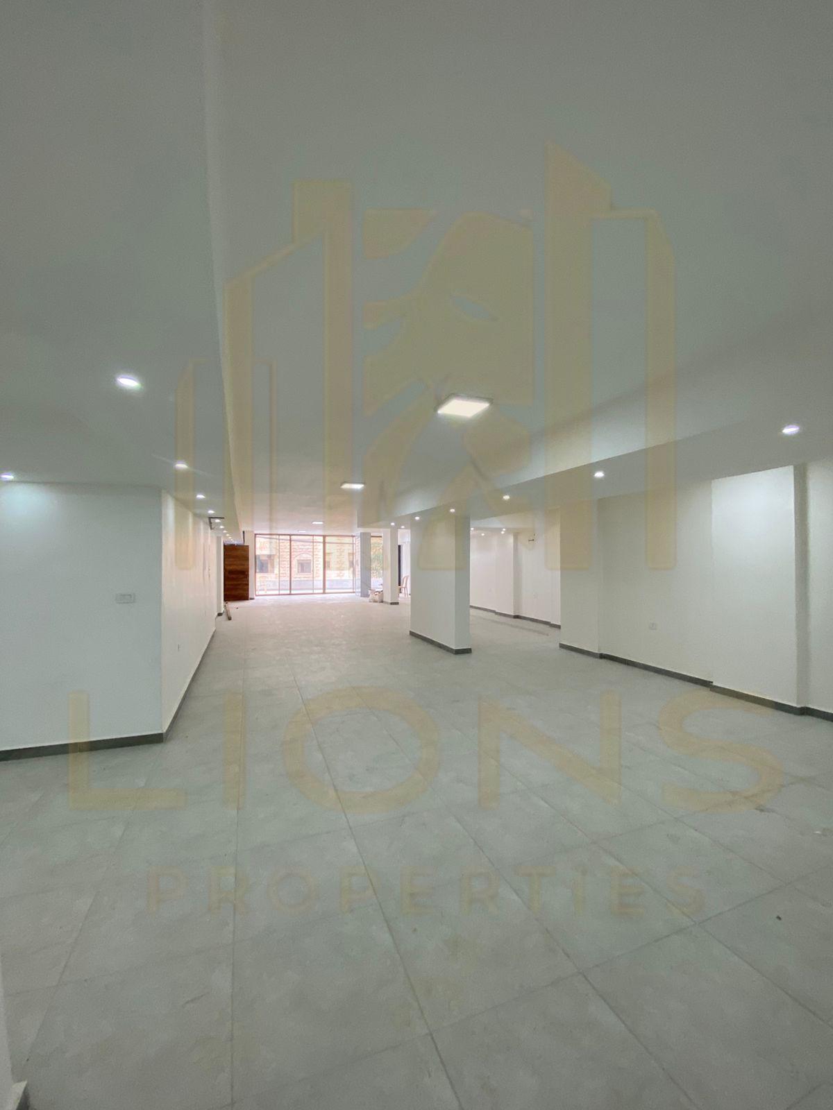 Baabda Hazmieh Showroom for Rent 300m2