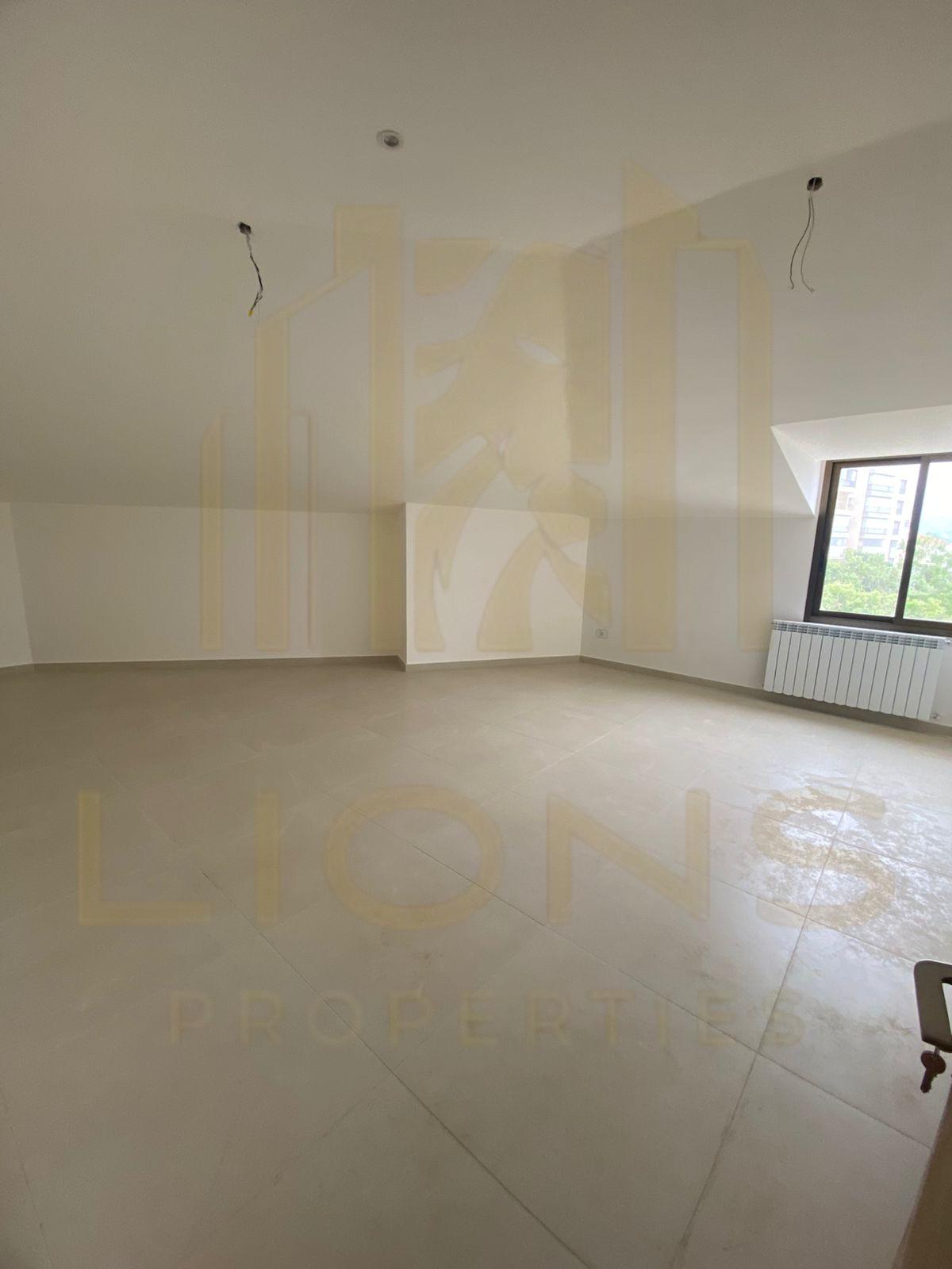 Baabda Jamhour Apartment for Sale 320m2 — الصورة 2