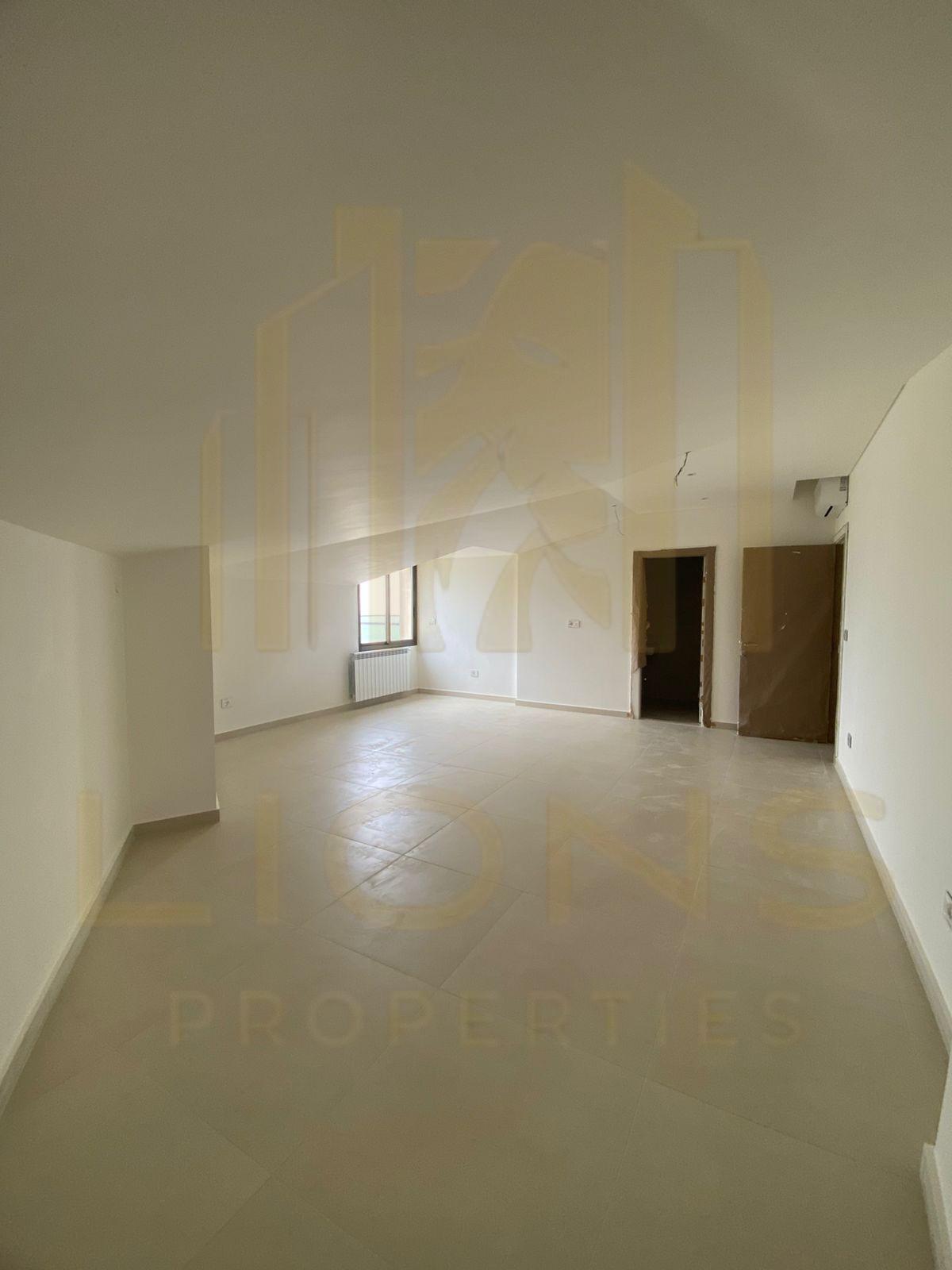 Baabda Jamhour Apartment for Sale 320m2 — الصورة 3