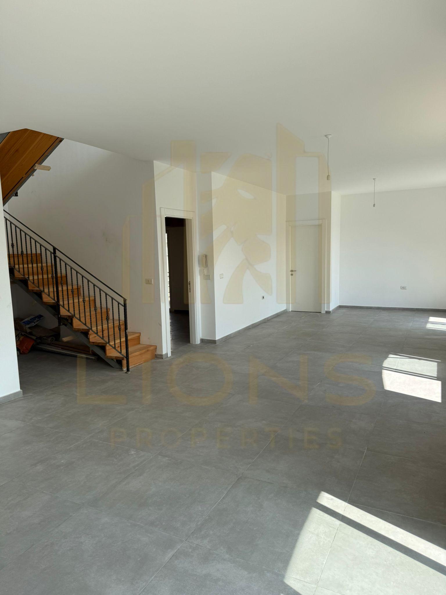 Metn, Bet Chabeb Duplex Apartment for	Sale	270 m2 — الصورة 2