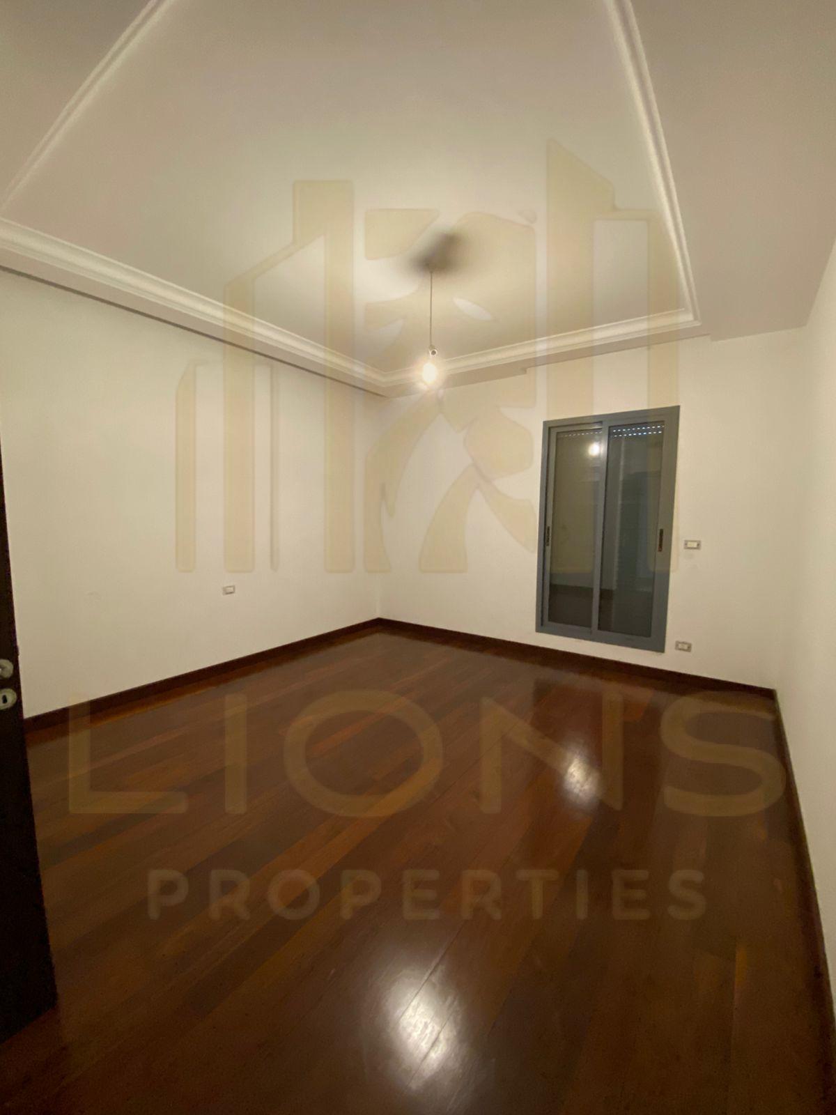 Metn Horsh Tabet Apartment for Sale 251m2 — الصورة 2