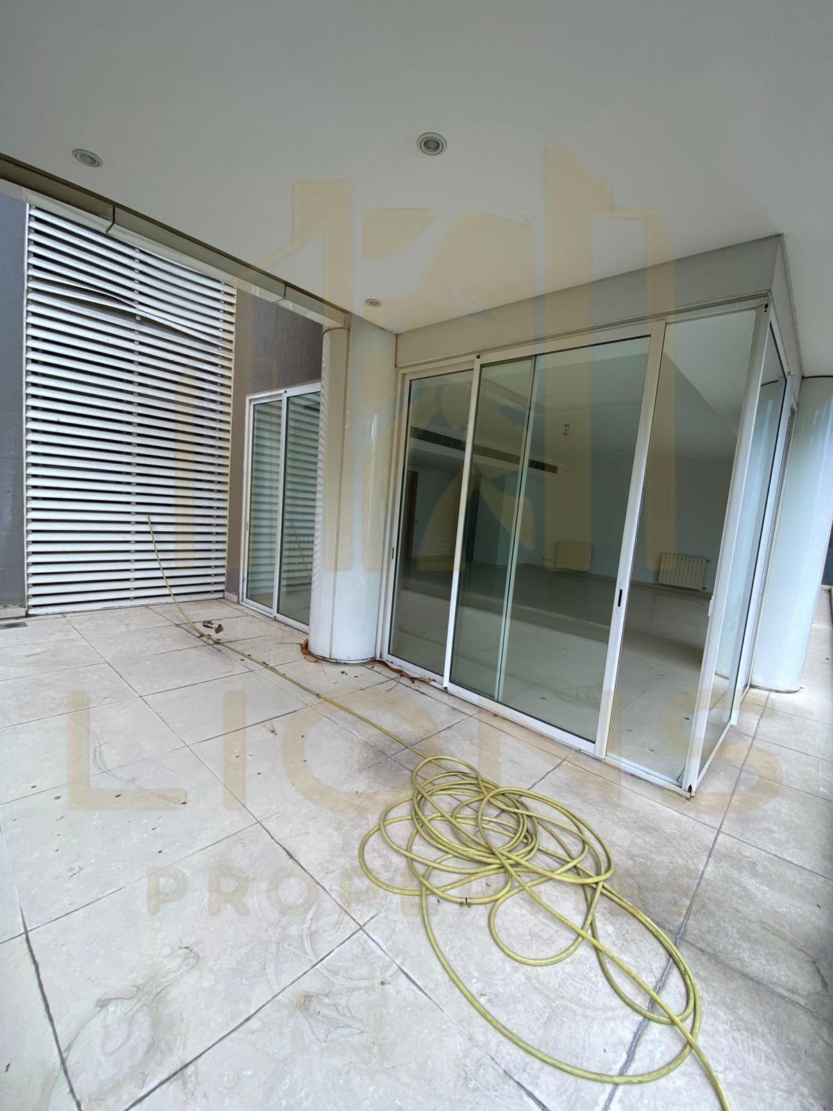 Beirut Achrafieh Apartment for Sale250 m2 + 83 m2 Terrace — الصورة 2
