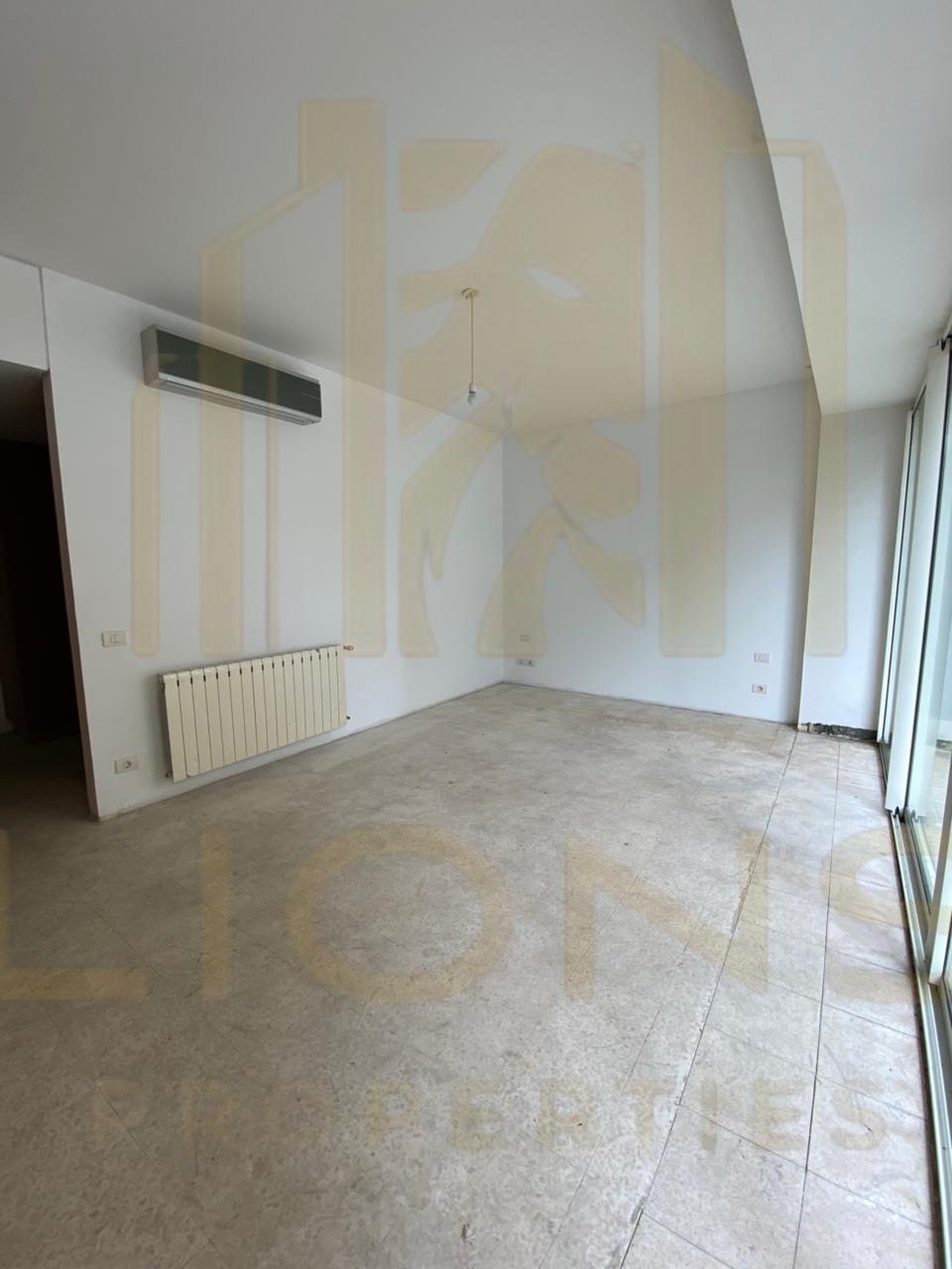 Beirut Achrafieh Apartment for Sale250 m2 + 83 m2 Terrace — الصورة 3