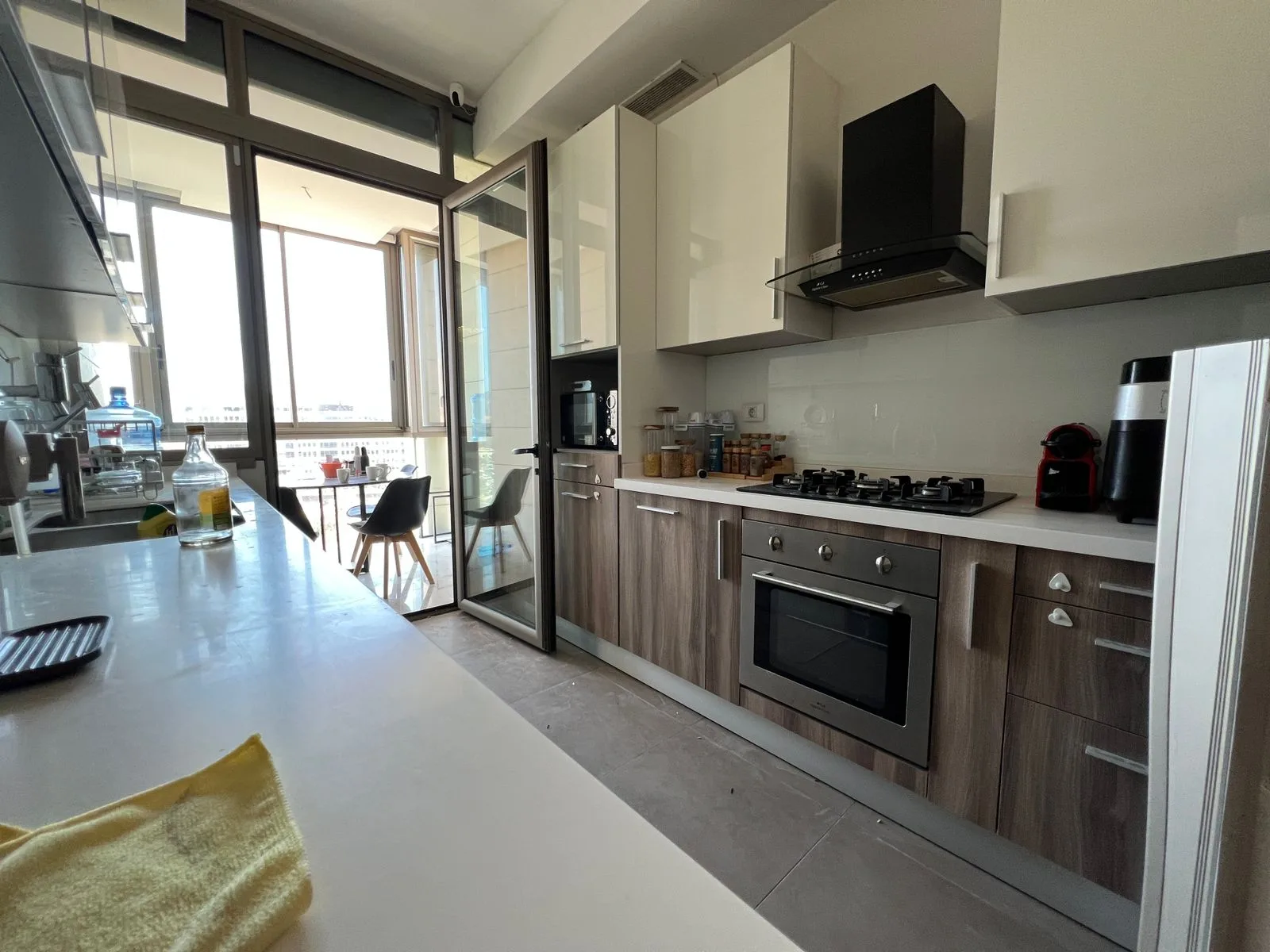 Apartment for Sale in Saifi Village, Beirut, Lebanon — الصورة 5