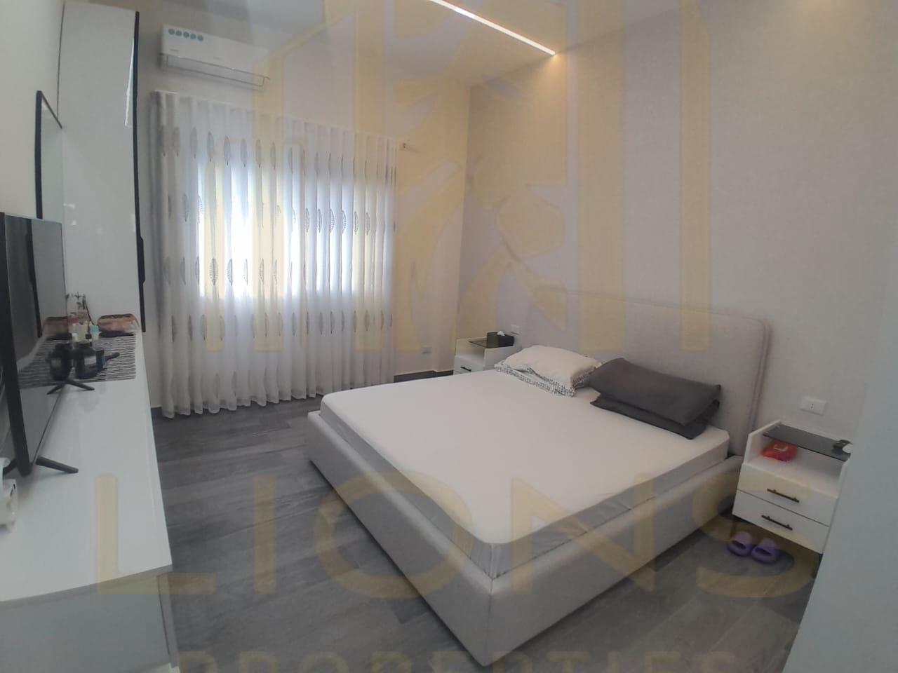 Baabda Ain remmeneh Apartment for Sale 235m2 — الصورة 2