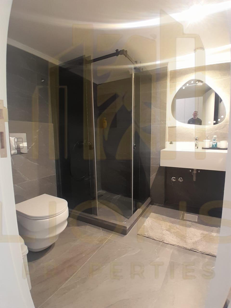 Baabda Ain remmeneh Apartment for Sale 235m2 — الصورة 3
