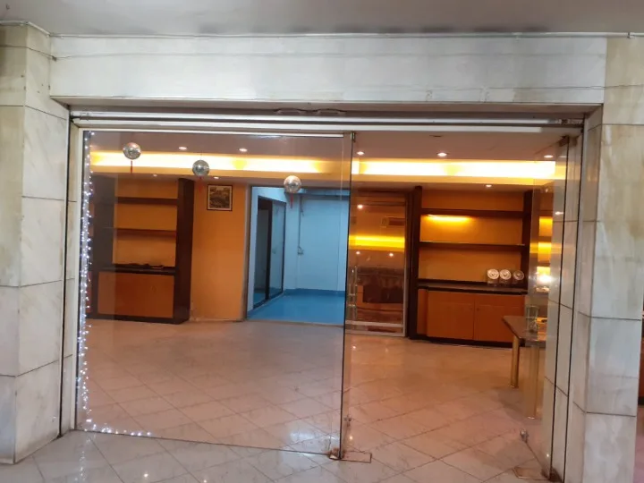 Shop for Sale in Achrafieh — الصورة 3