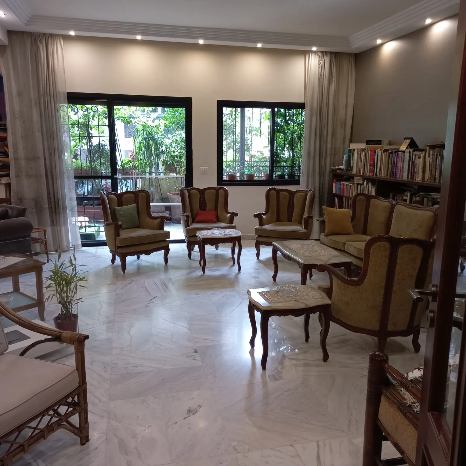 Apartment for Sale in Mansourieh — الصورة 2