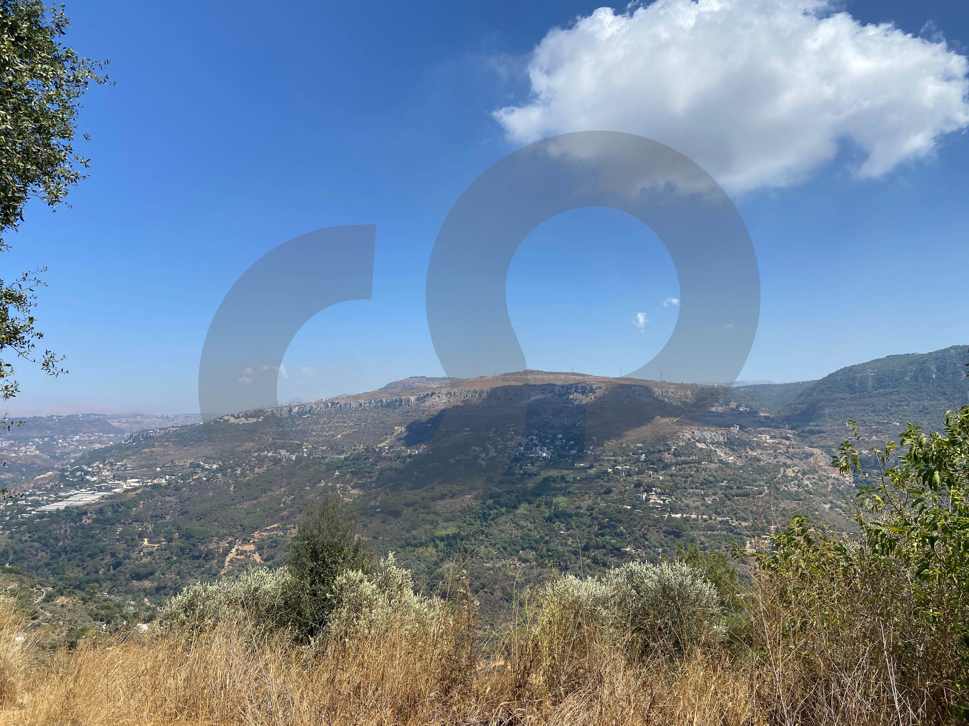 Land for sale in Baissour | Prime Location - Calm area — photo 2