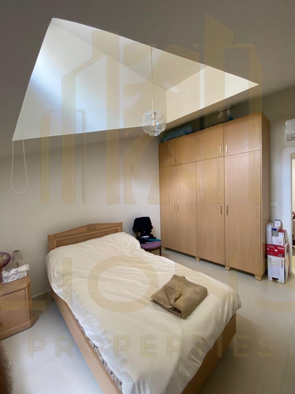 Metn Jamhour Apartment for Sale 220m2 — الصورة 2