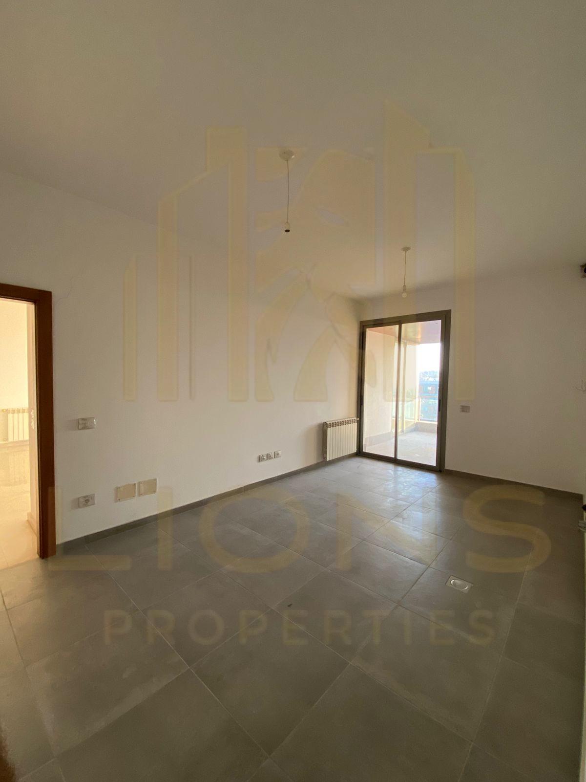 Baabda Hazmieh Duplex for Sale 435m2 + 45 m2 Terrace — الصورة 2