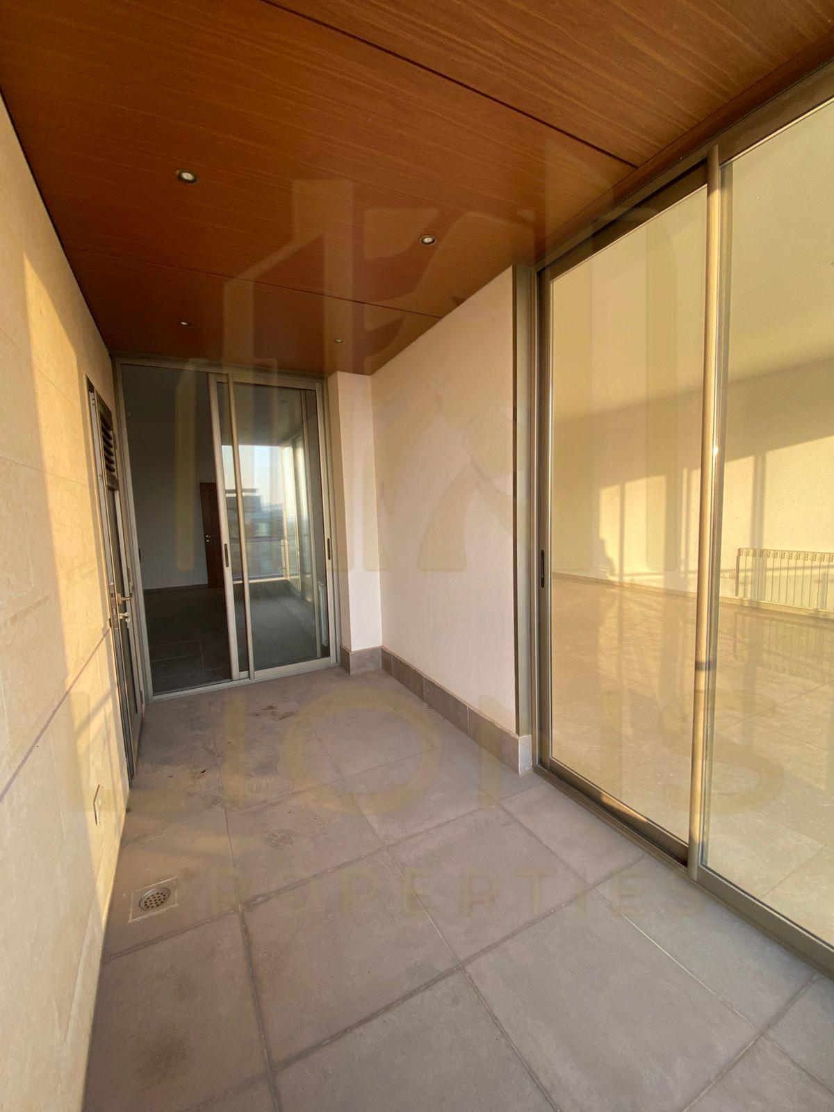 Baabda Hazmieh Duplex for Sale 435m2 + 45 m2 Terrace — الصورة 3