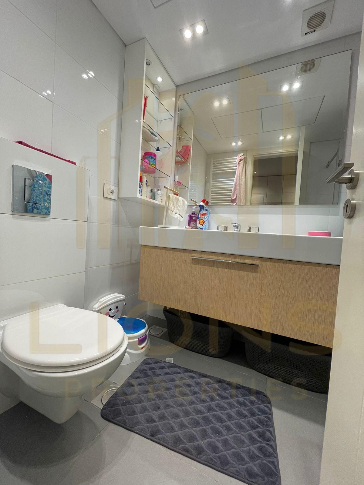 Metn, Ain Saade	Apartment for Sale 160 m2 + 30 m2 Terrace — الصورة 2