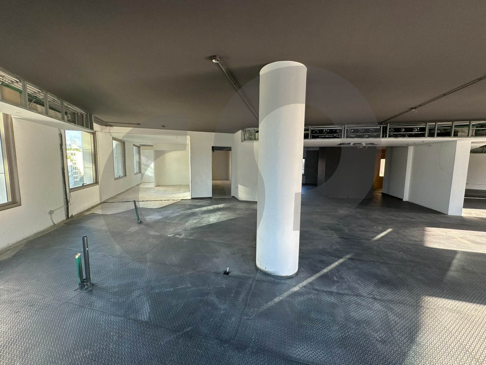 Prime 1200 SQM Offices for Rent – Downtown Beirut — الصورة 2