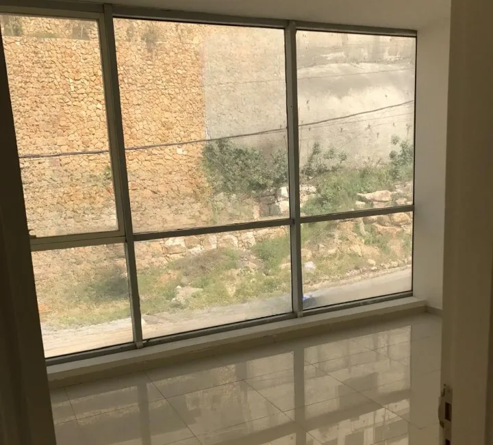 Office for Rent in Mansourieh — الصورة 2