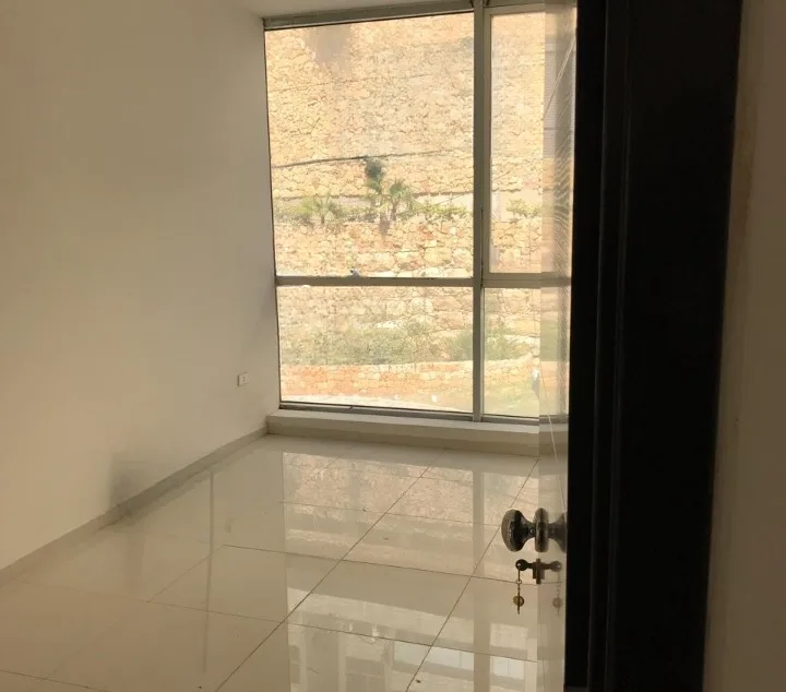 Office for Rent in Mansourieh — الصورة 5