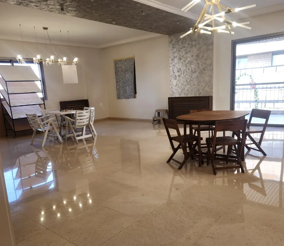 Apartment for Sale in Mar Takla – Hazmieh — الصورة 3