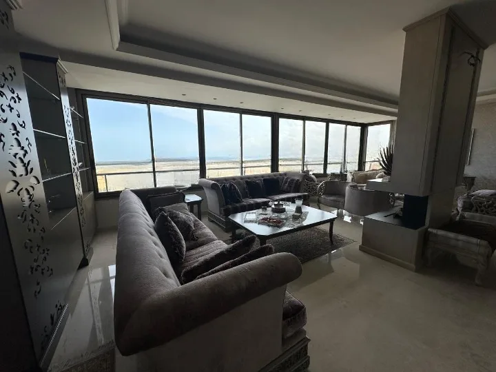 Furnished Duplex for Sale in Beirut — الصورة 4
