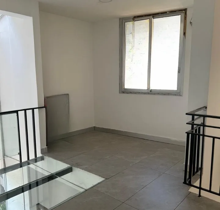 Loft Duplex for Sale in Achrafieh — الصورة 5