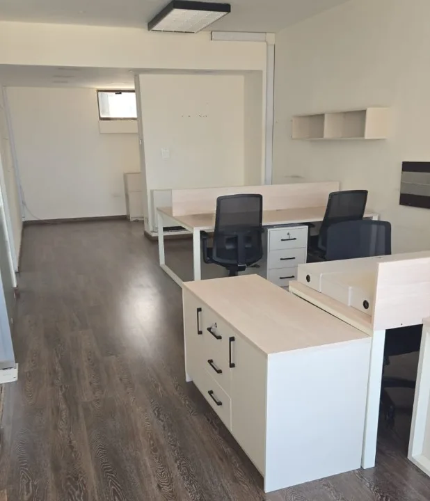 Furnished Office for Rent in Hamra — الصورة 3