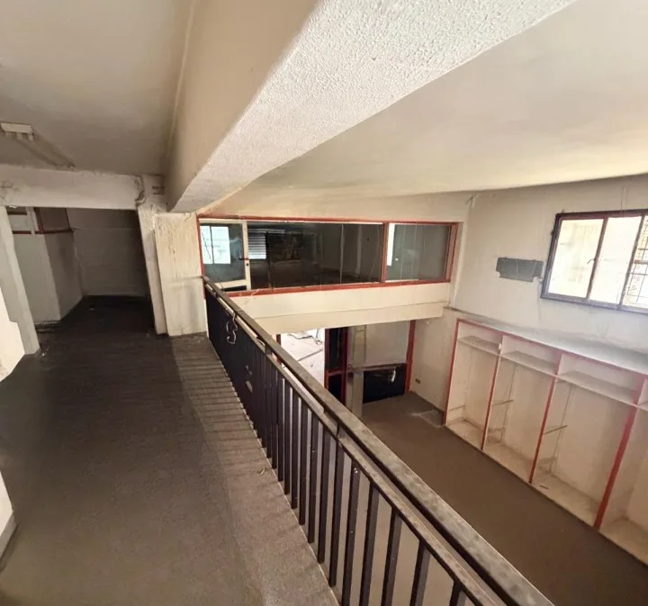 Shop for Rent in Achrafieh — الصورة 2