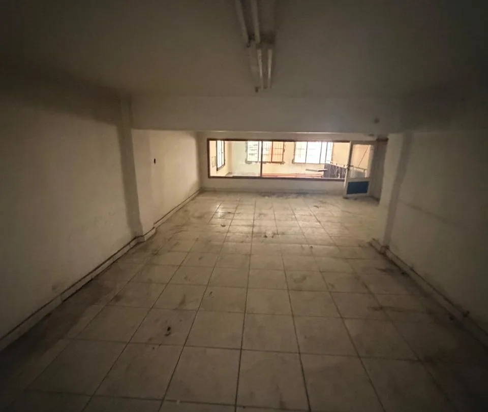 Shop for Rent in Achrafieh — الصورة 3