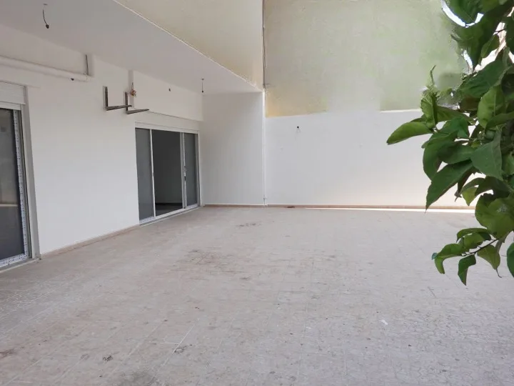 Apartment for Rent or Sale in Furn El Chebbak