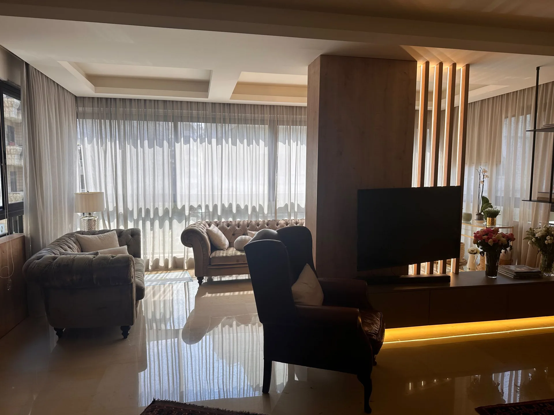 Apartment for Sale in Ras El Nabaa — الصورة 3
