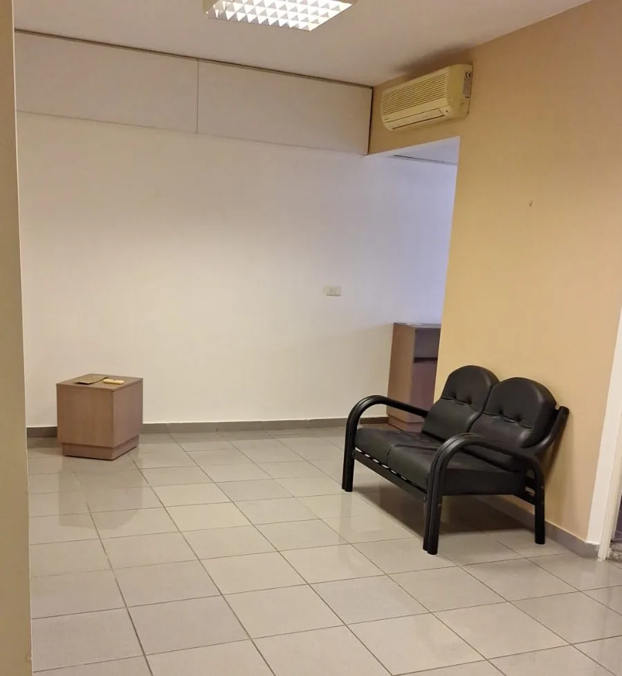 Furnished Clinic for Rent – Achrafieh — photo 3
