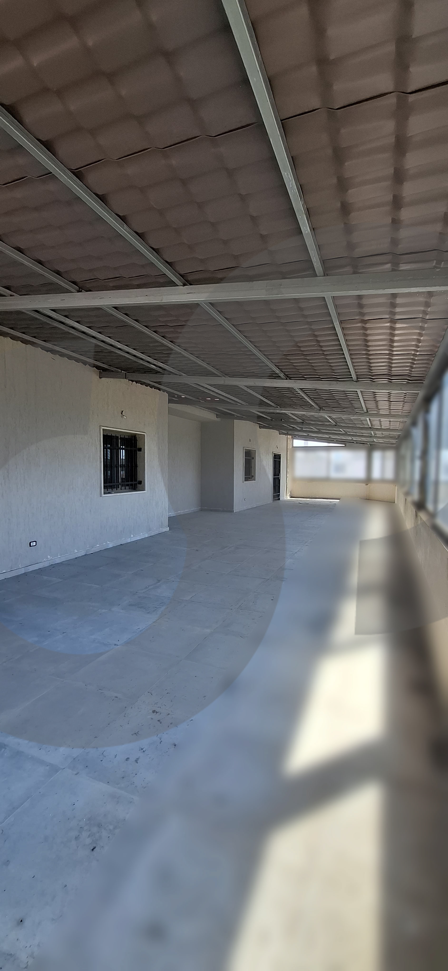For Rent/Prime 5 Floor Building in Jiyyeh-Jadra,chouf — الصورة 2