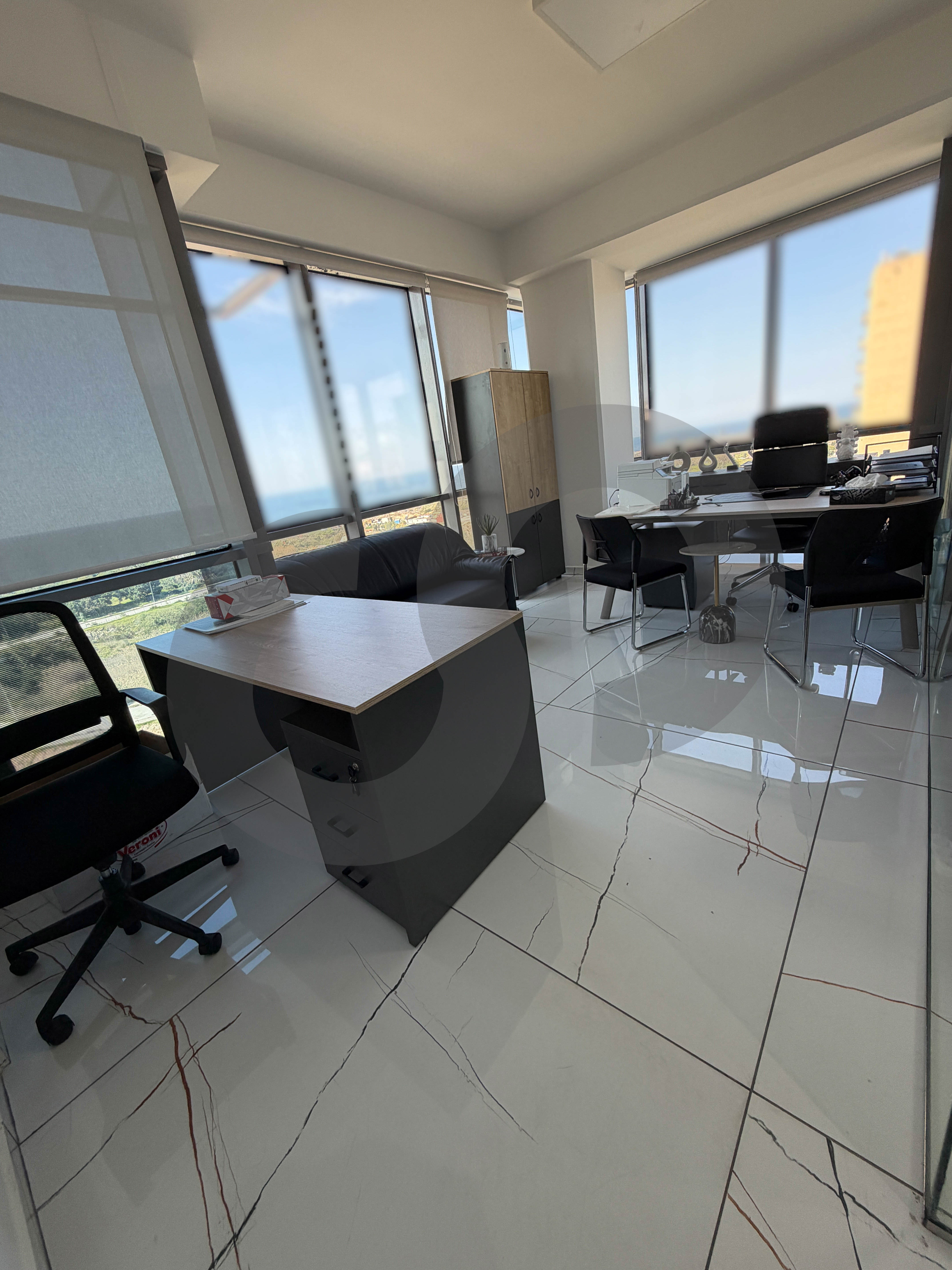 135 SQM OFFICE FOR RENT IN DBAYEH — الصورة 3