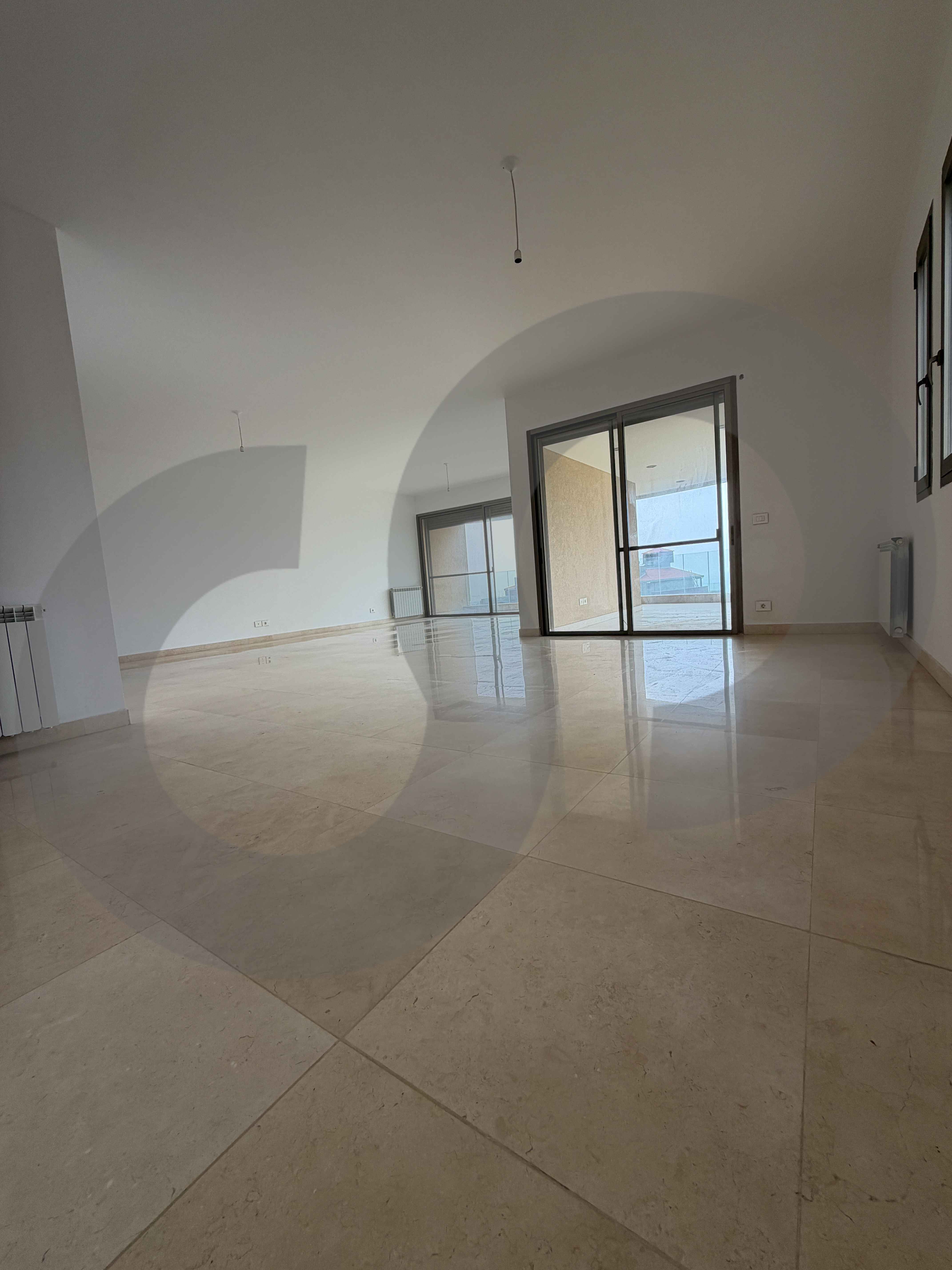 JANITOR SERVICE/3 balconies/storage room/Dbaye / REF#DF134237. — الصورة 2