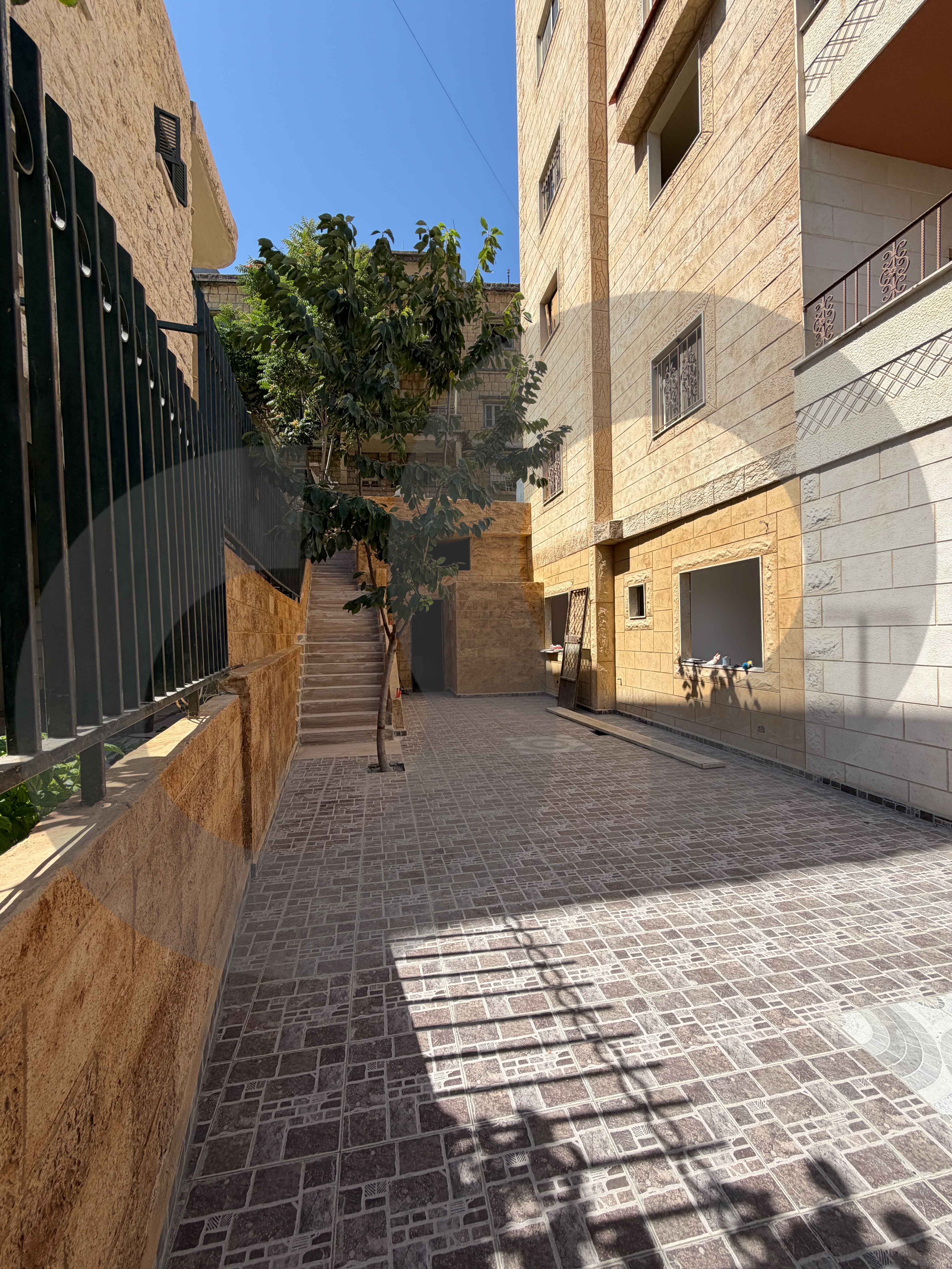 INSTALLMENTS/Calm Area/Close to all amenities/Bhamdoun - Baalechmay,ALEY — الصورة 3