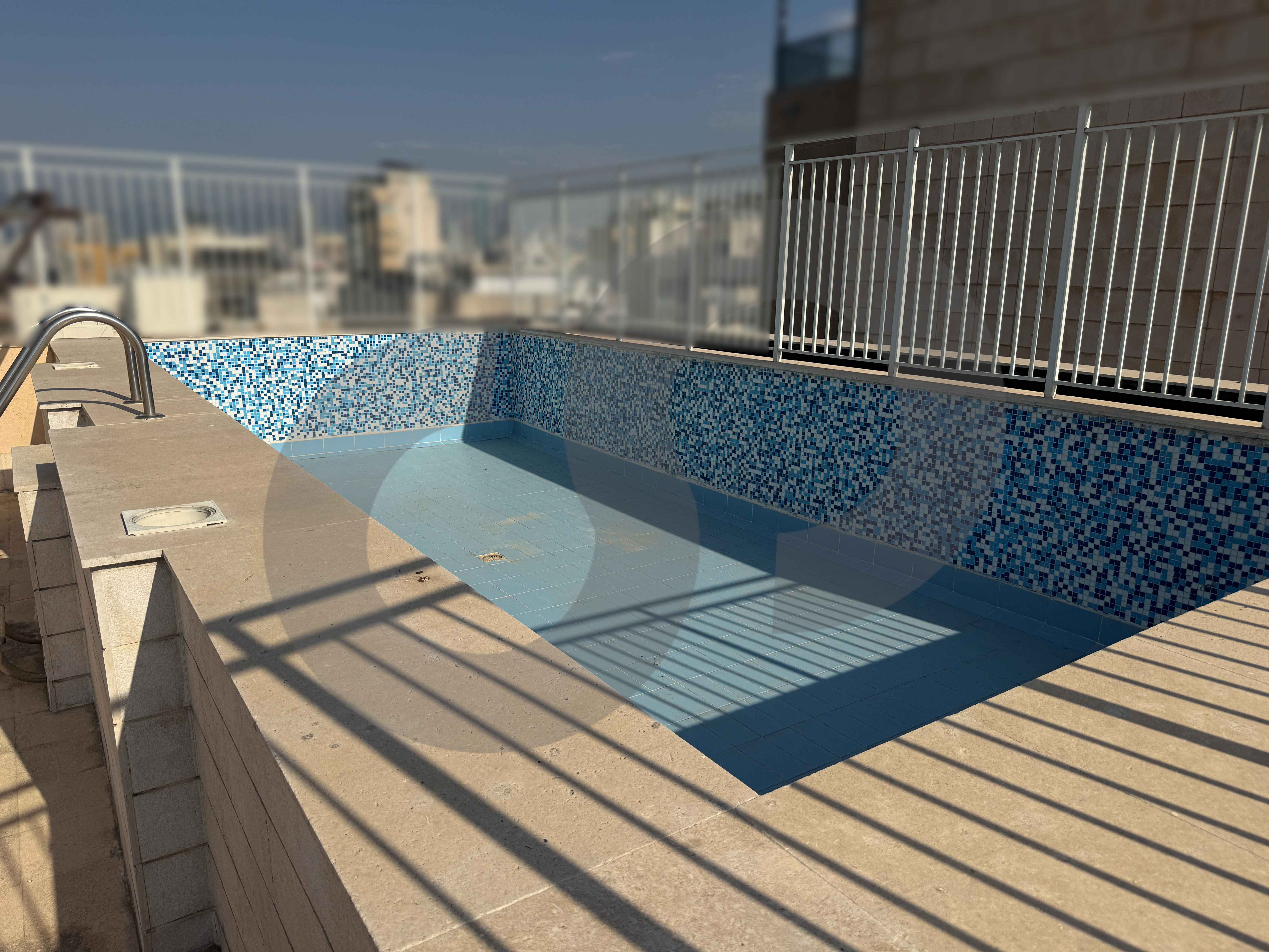DUPLEX/minutes from the vibrant commercial centers/SANAYEH,BEIRUT — الصورة 2