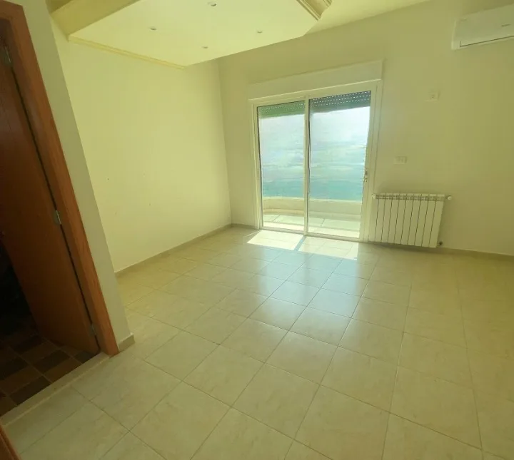 Apartment for Sale in Kfarhbab — الصورة 5