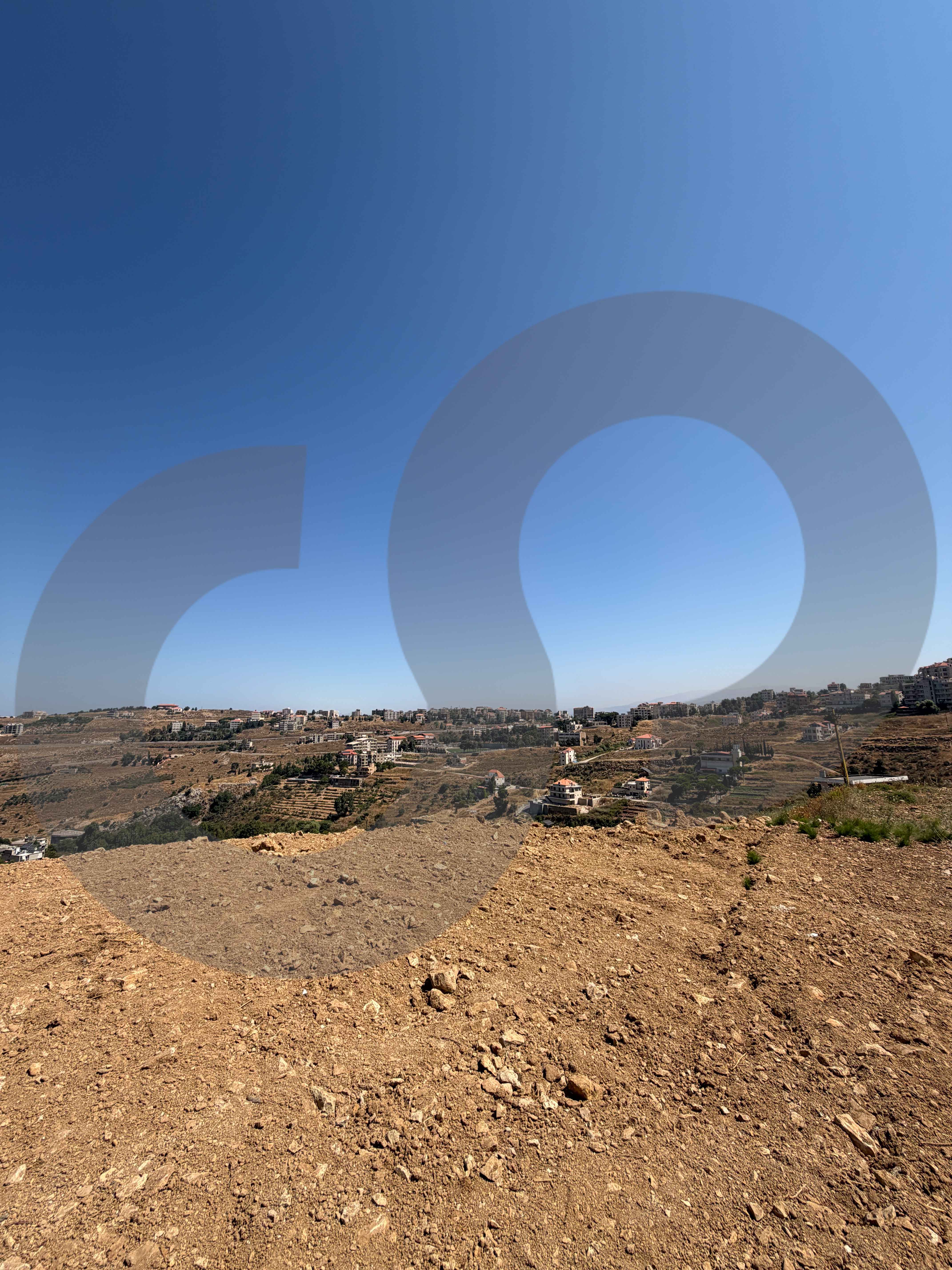 LAND WITH A STUNNING PANORAMIC MOUNTAIN VIEWS/Bhamdoun,ALEY — الصورة 3