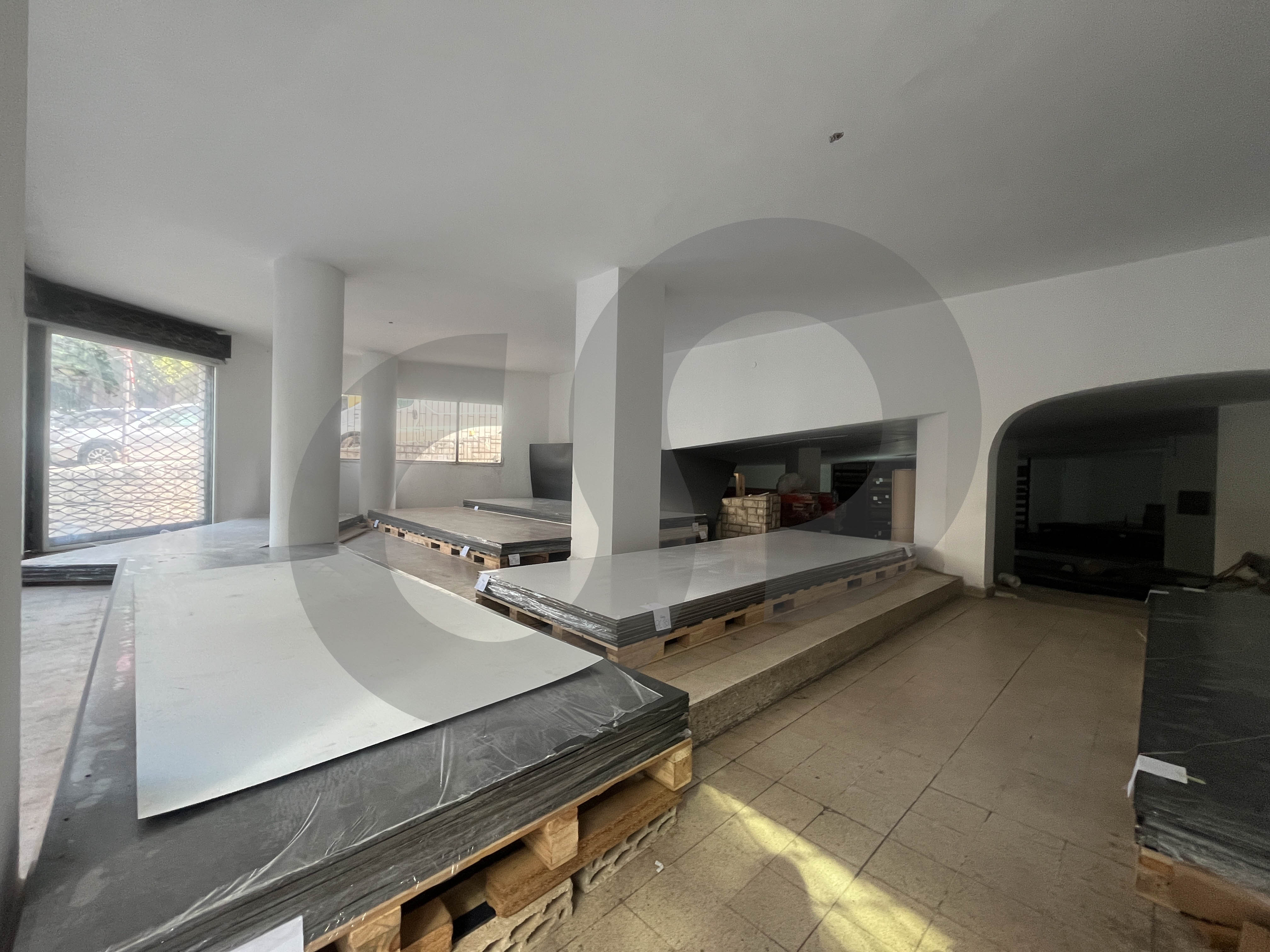 New exceptional commercial deal in Achrafieh — photo 2