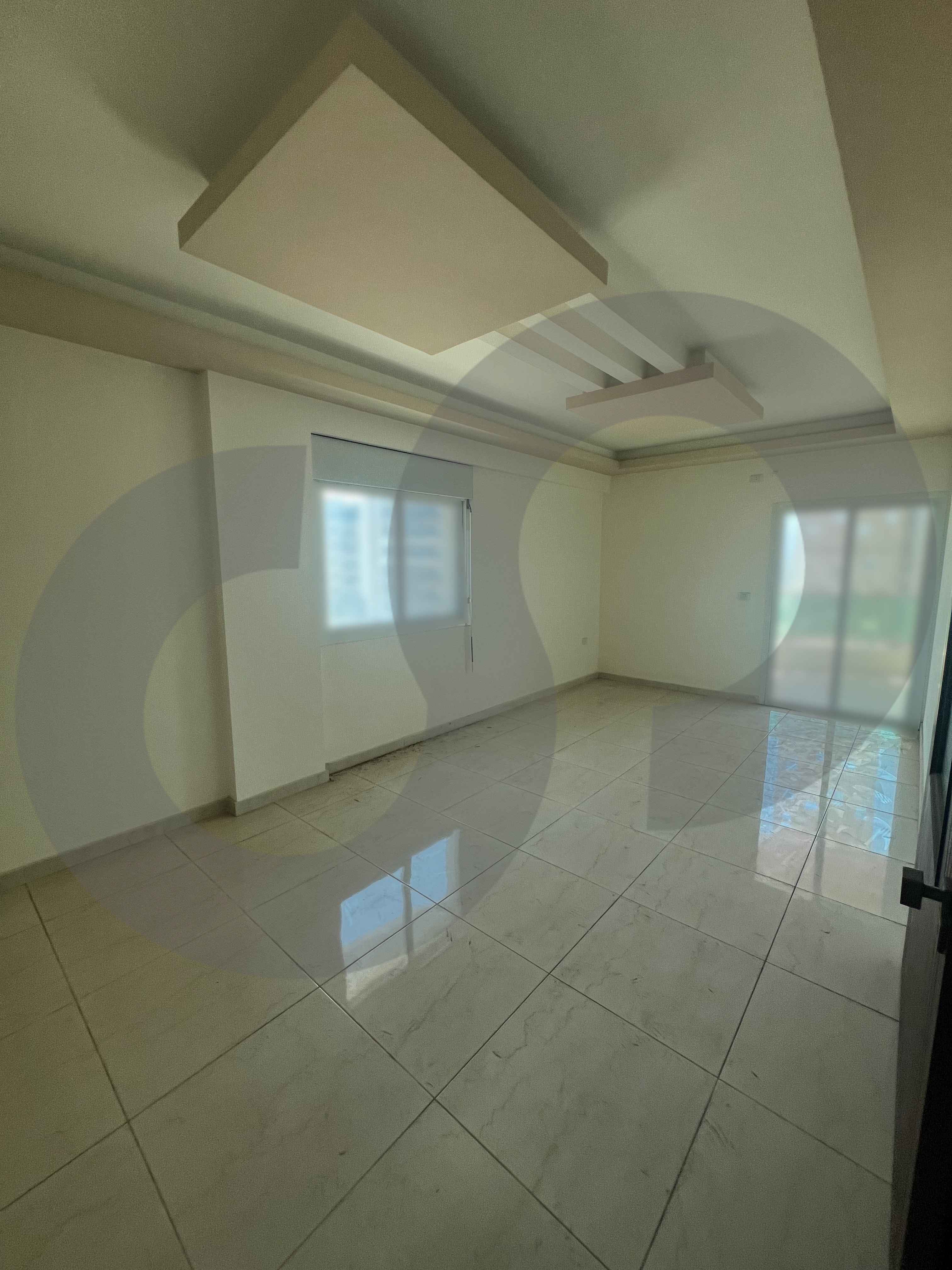 Prime location/Quiet street /Qoubbeh, Tripoli — الصورة 2