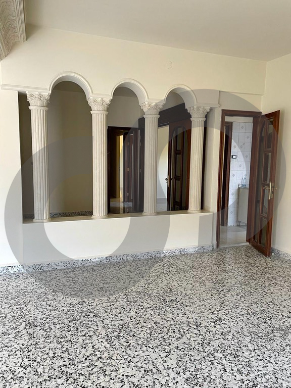 3 balconies/prime location/Tripoli — الصورة 2