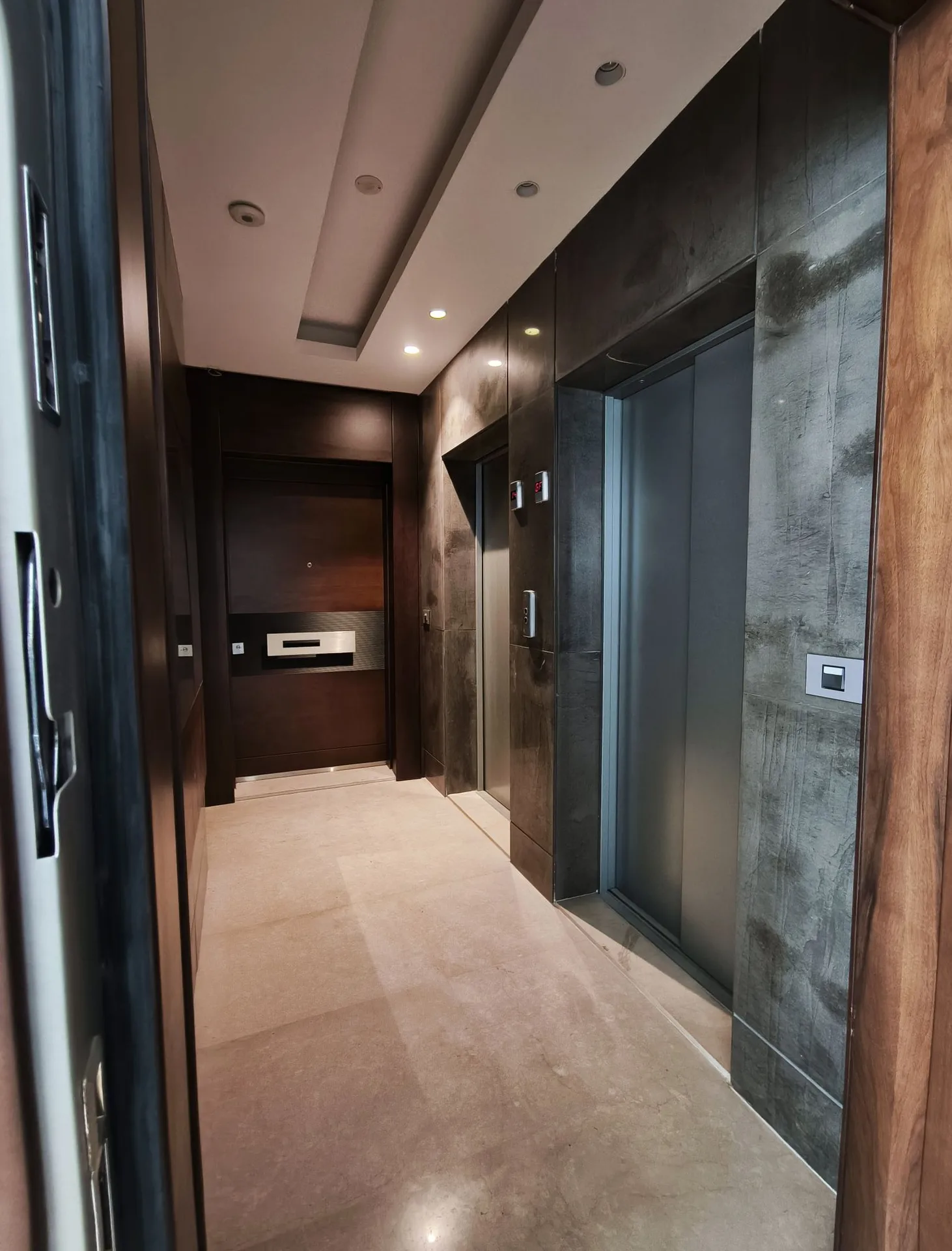 Apartment for Sale in Jal El Dib — الصورة 3